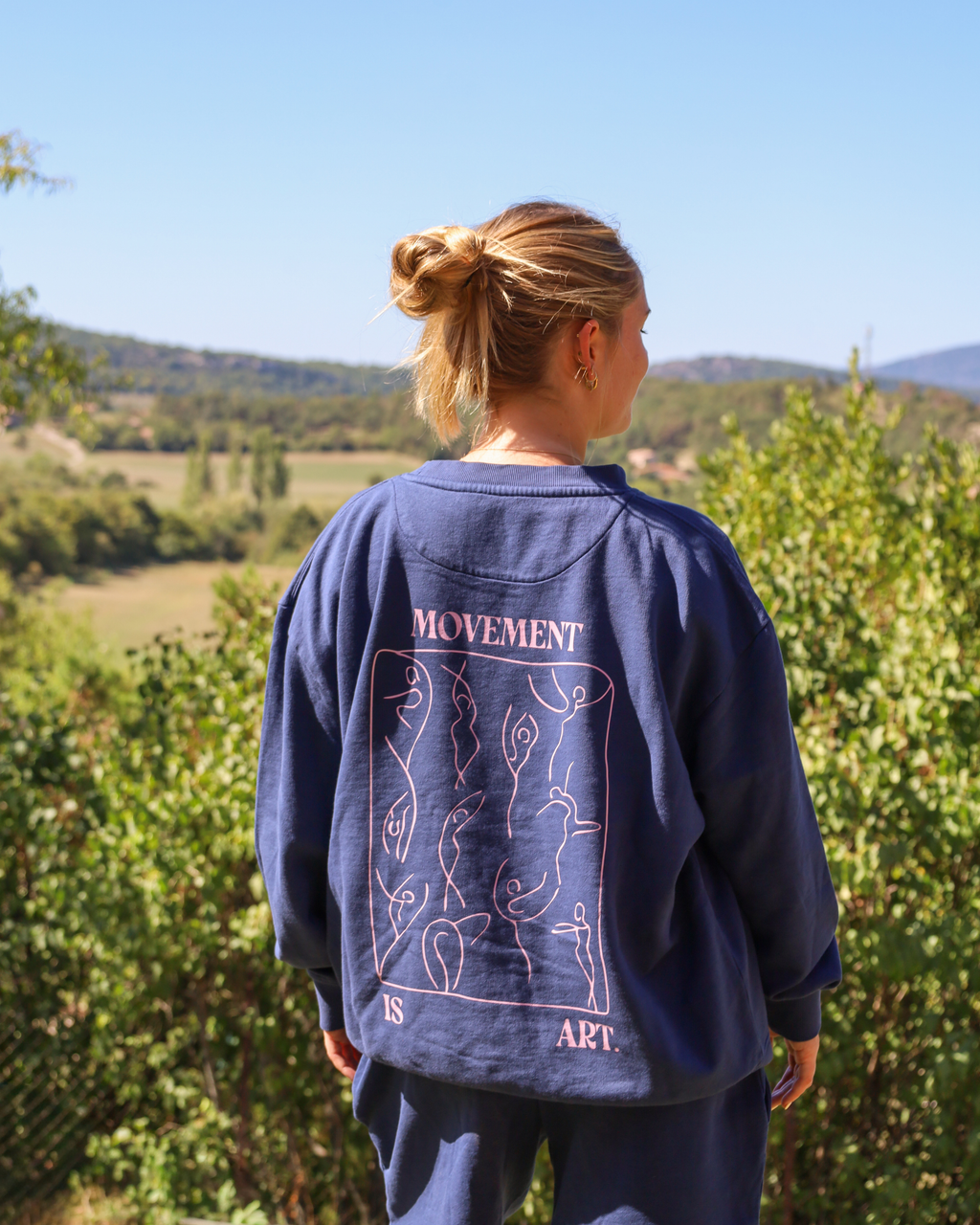 MOOVY - CREWNECK