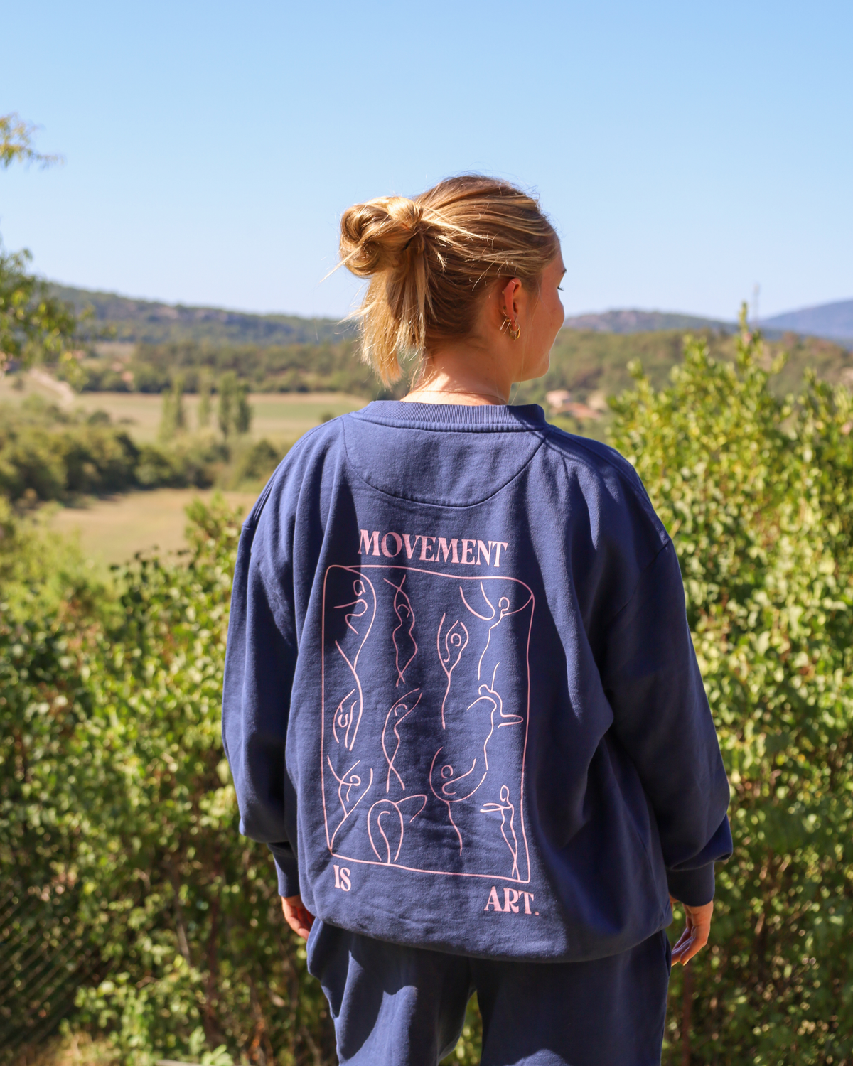 MOOVY - CREWNECK