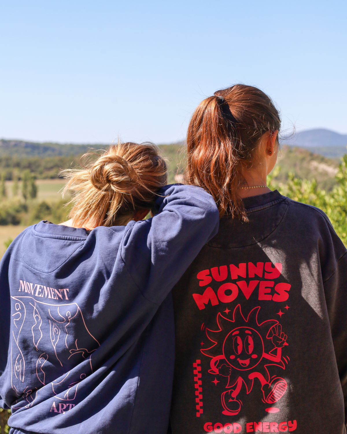 SUNNY - CREWNECK