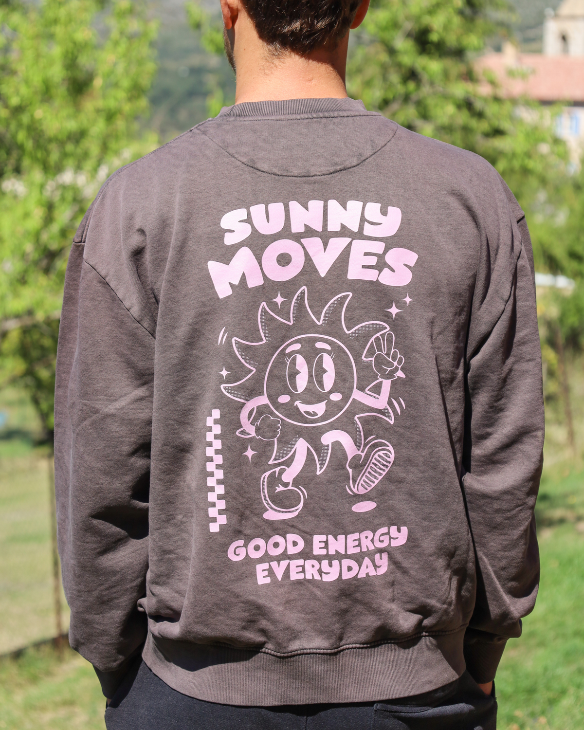 SUNNY - CREWNECK
